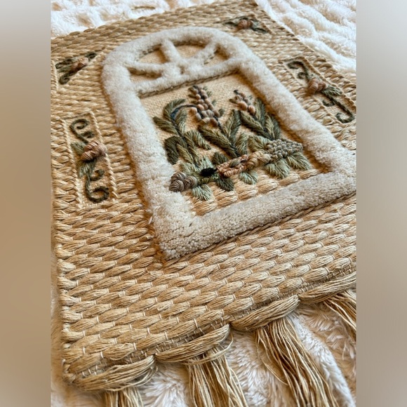 Vintage 1988 Jute Wall Hanging Window Floral Made in India Cottage Core Retro - Picture 2 of 8